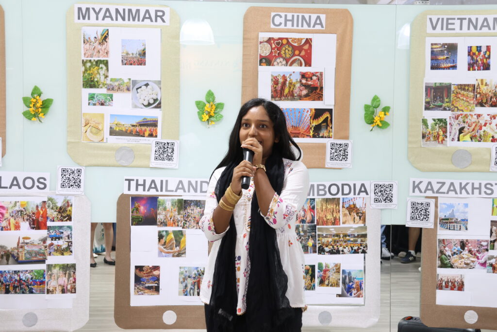 Elizabeth who representedThailand introduced Songkran, Thailand’s traditional New Year celebration, known for its joyful water splashing alongside meaningful practices such as temple visits and showing respect to elders.