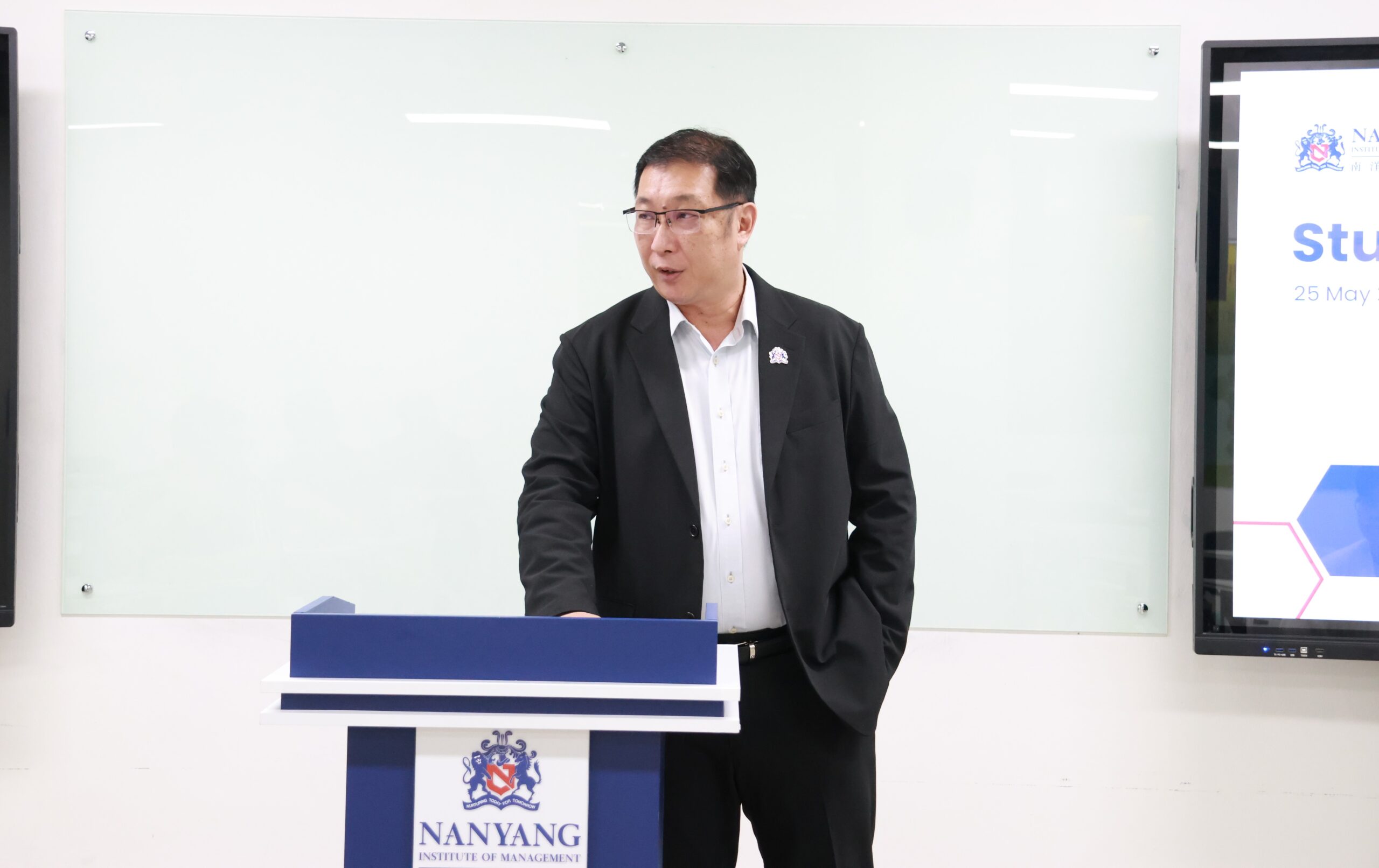 Vice President Student Recruitment & Admissions Mr. Raymond Khoowarmly welcoming the returning students.