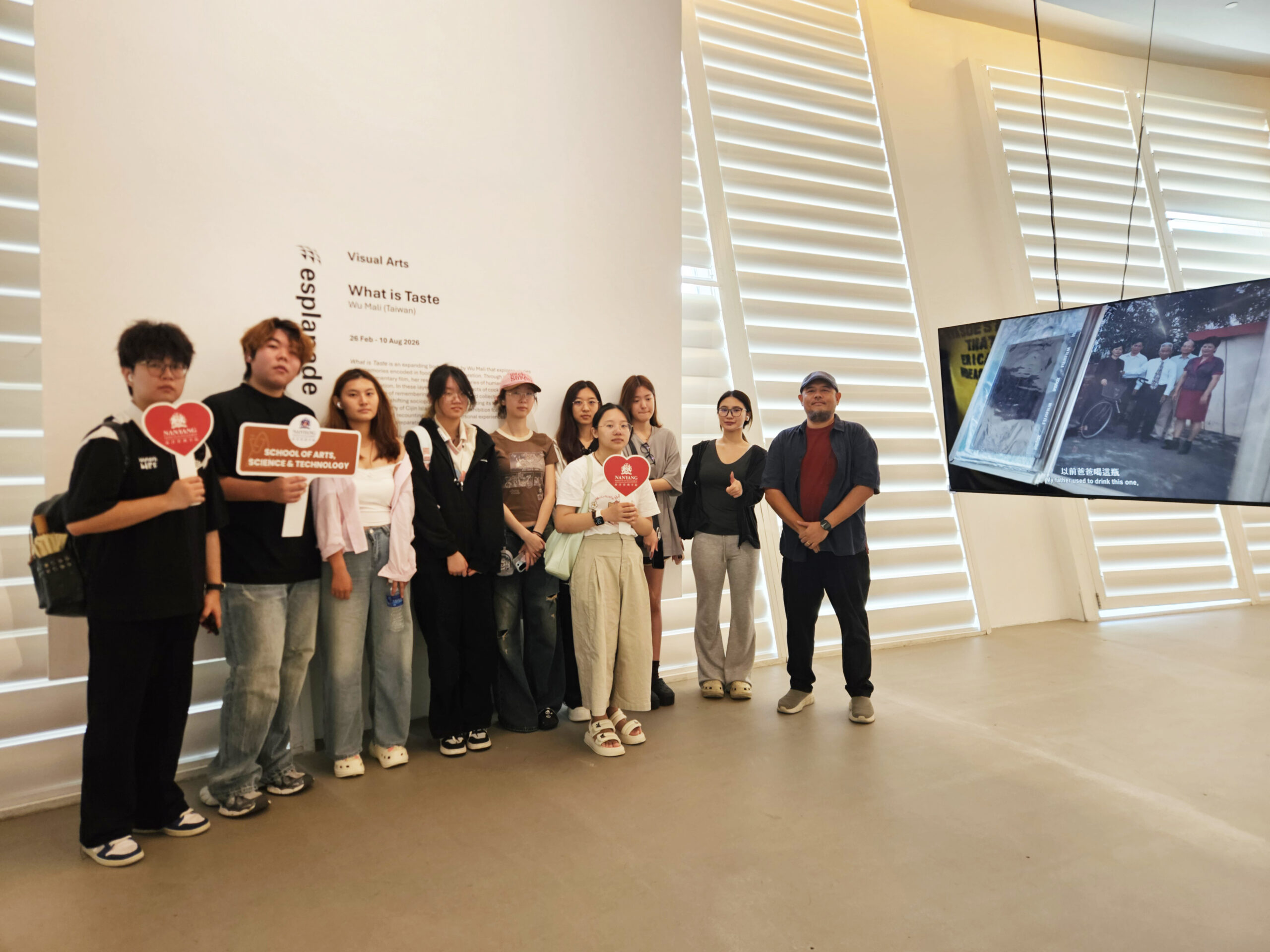 SAST Students Visits Esplanade